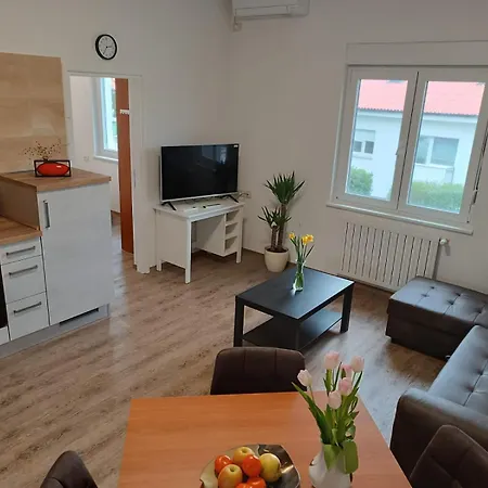 Apartma Mjrka